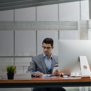 ISO/IEC 27005:2022 (Upravljanje tveganj informacijske varnosti) Risk Manager (eLearning) – English